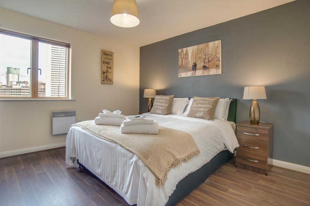 Mica Point City Centre Apartment Бирмингам Екстериор снимка